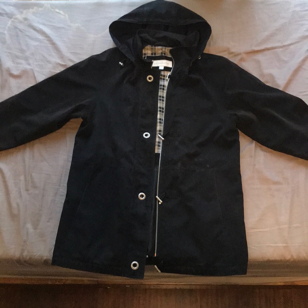 Black Liz Claiborne ladies raincoat size S